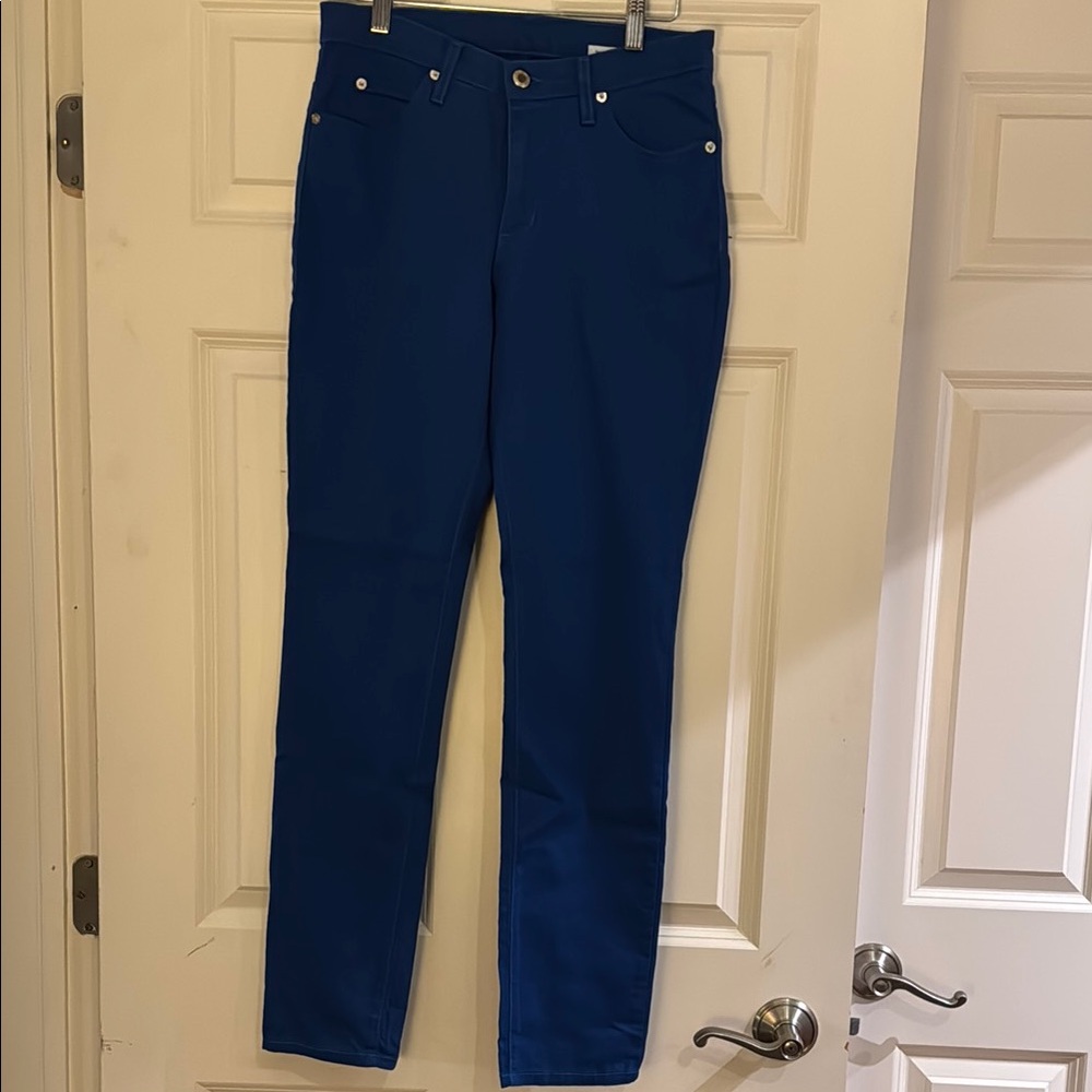 Blue High-Waisted Jeans